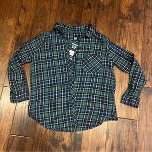 GAP Women’Green & Navy Plaid Button-Up Shirt